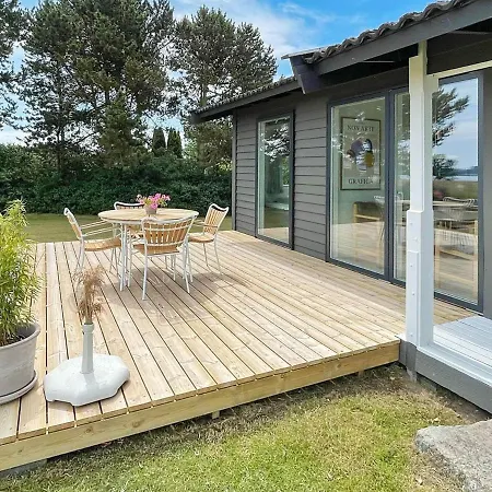 Xii Feriehus *