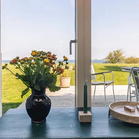 Panoramic Retreat In Borgnaes - By Traum Vakantiehuis *