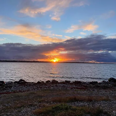 Panoramic Retreat In Borgnaes - By Traum