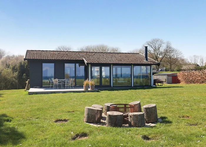 Panoramic Retreat In Borgnaes - By Traum Holiday home *