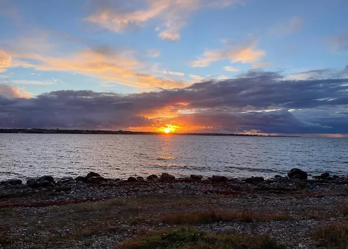 Panoramic Retreat In Borgnaes - By Traum